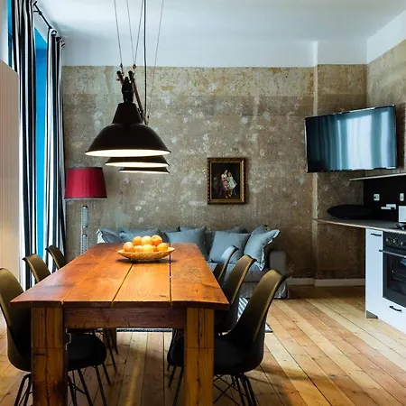 Brilliant Apartament
