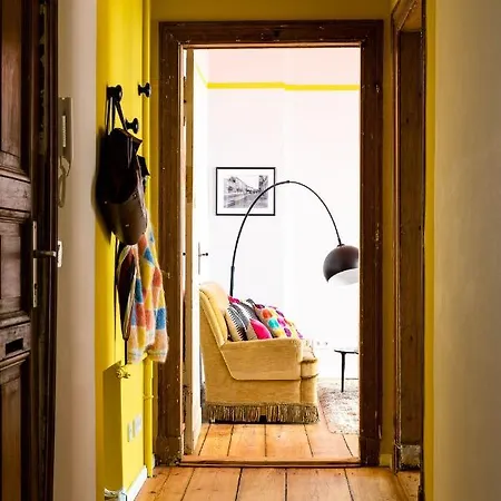 Apartment Brilliant