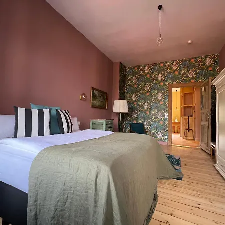 ブリリアント アパート *